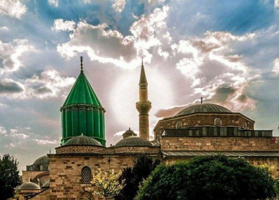 Konya'da Mevlana Türbesi ve Selçuklu İzleri