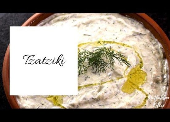 Tzatziki (Cacık) Tarifi: Ferahlatıcı ve Kolay Yunan Mezesi